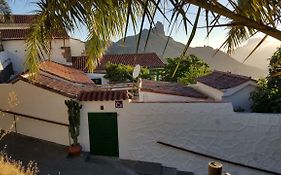 Casa Santana Segura